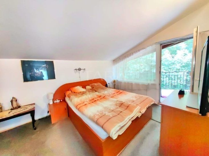 Apartament cu 3 camere în Plopilor, spațiu generos, lumină și liniște. - Poză 6