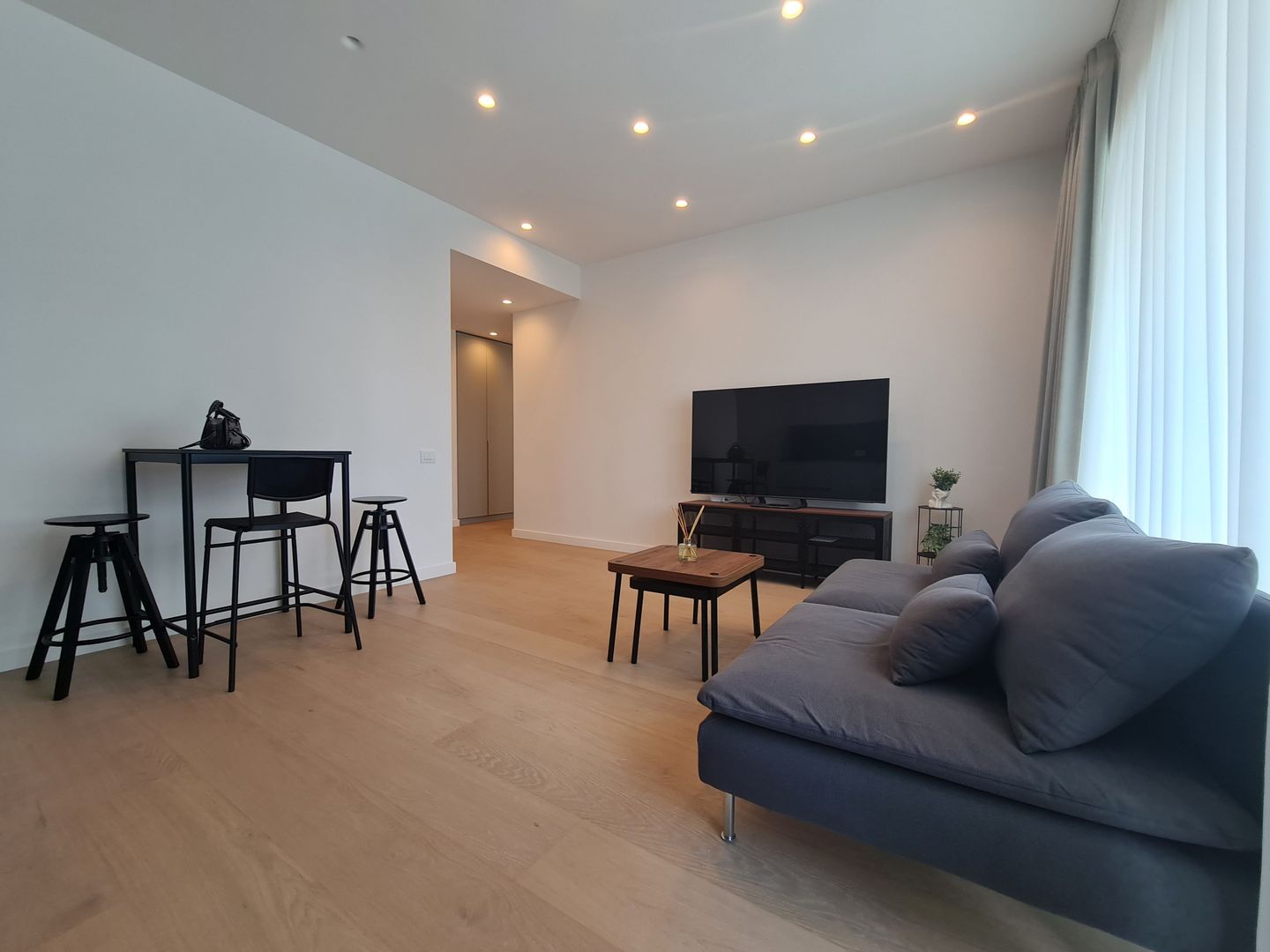 Apartament | 2 camere | Aviatiei Tower | Mall Promenada - Poză 1