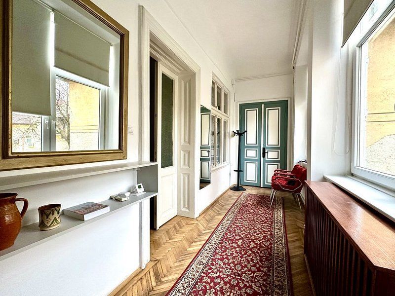 Apartament central, 4 camere - renovat - Poză 26