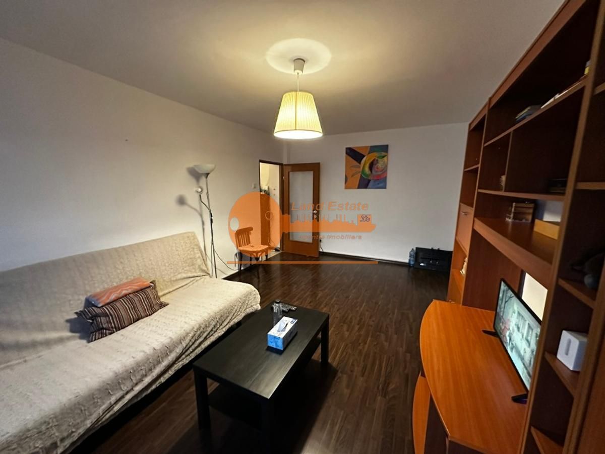 Apartament cu 4 camere in zona Tei-Maica Domnului - Poză 12