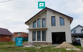 Casă impunătoare la gri în Curtici - Poză 4