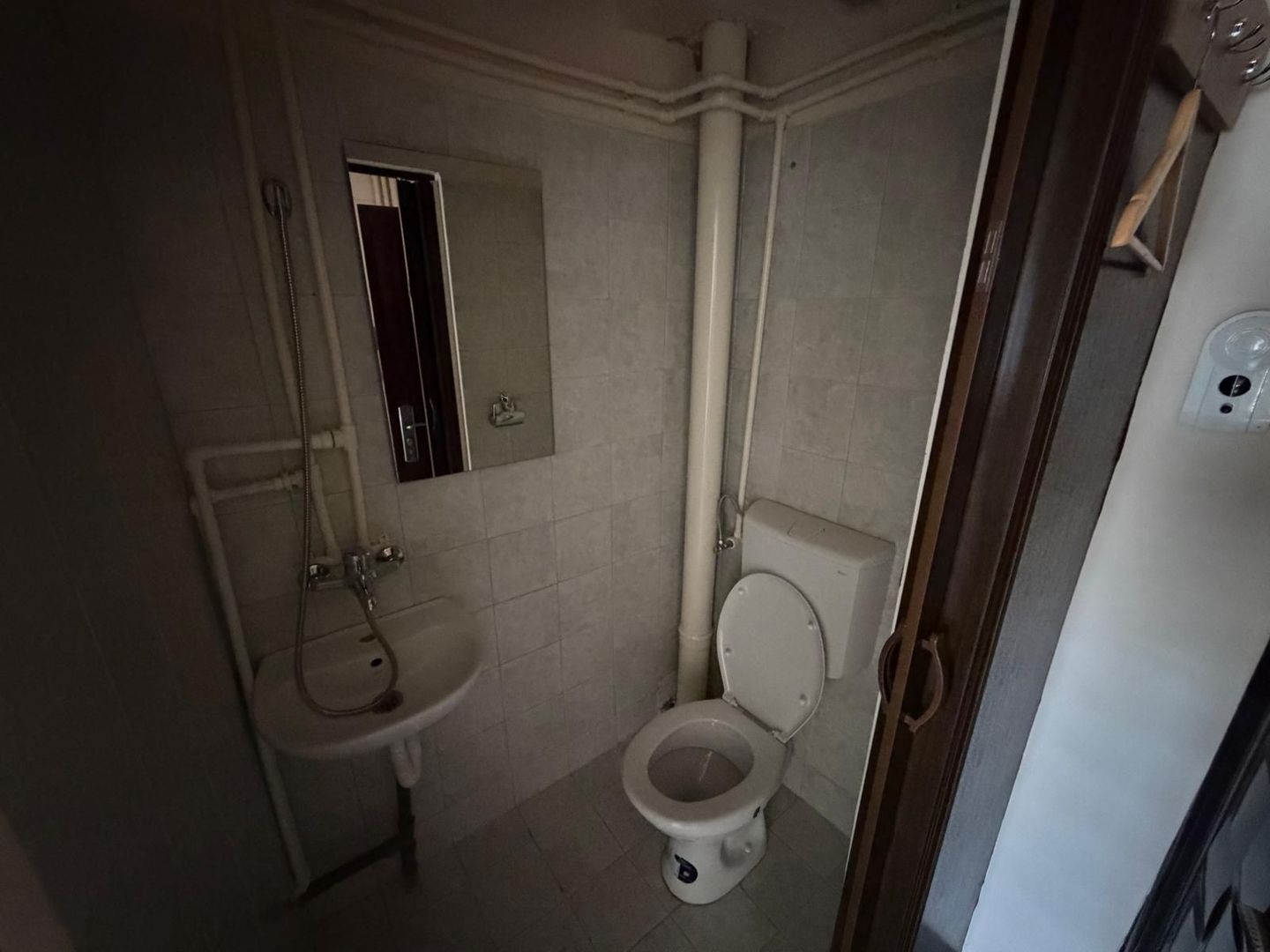 21 mp | Bulevardul Muncii | APARTAMENT/BIROU/COMERCIAL - Poză 3
