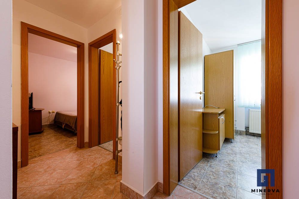 Apartament cu priveliste, 4 cam, decomandat – Zona Lipovei - Poză 21