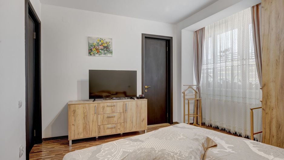 SI CASA SI AFACERE totul sub același acoperiș in Sector 5/Sălaj - LIDL - Poză 48