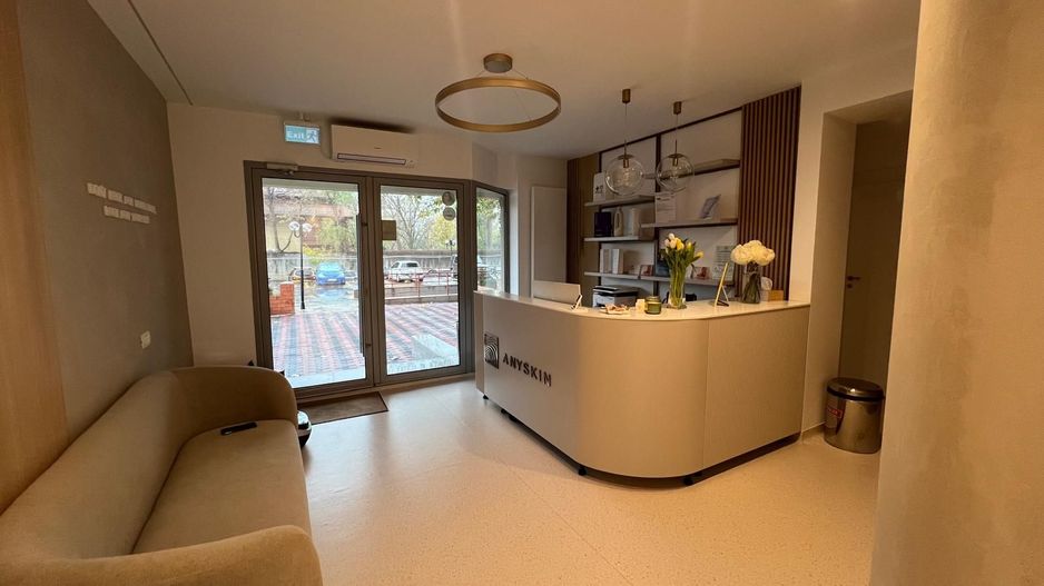 Spațiu comercial de vânzare – 247 mp utili, împărțiți în 2 unități - Poză 7