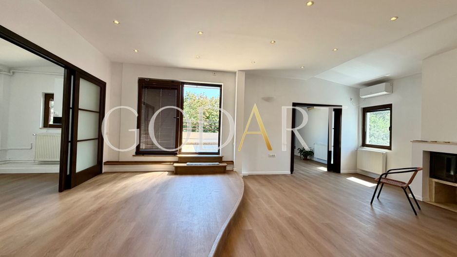 Penthouse cu terasă și vedere către parc | Vilă Art Deco–Bauhaus - Poză 1