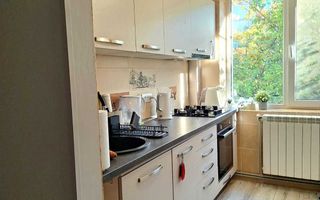 Vanzare apartament 3 camere, Micro 17, 60 mp, 88.000 EURO - Poză 7