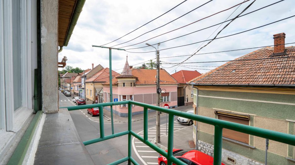 Apartament 3 camere ultracentral cu garaj si beci - Poză 6