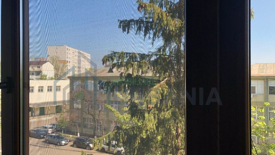 Apartament cu 2 camere de vânzare în Podu Ros, Iasi - Poză 11