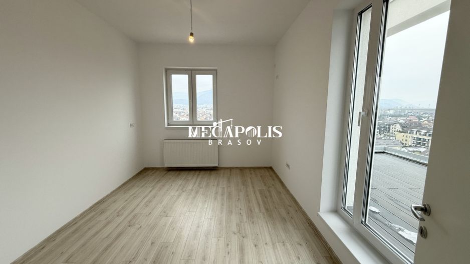 Vinzare Penthouse FINALIZAT SI INTABULAT BRASOV ZONA TRACTORUL - Poză 12