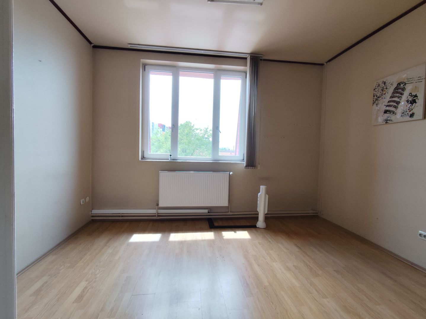 Birouri de inchiriat cu 1 si 6 incaperi langa Penny Iosia, Oradea - Poză 9