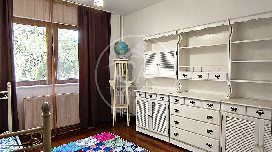 Apartament de închiriat cu 4 camere în zona Rogerius, Oradea - Poză 8
