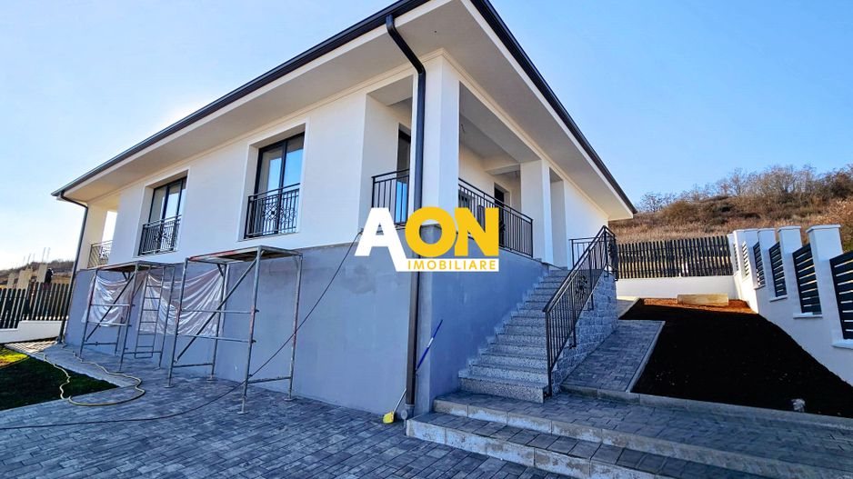 Casa 4 camere, la cheie, 600 mp teren,  priveliste superba, Cetate - Poză 2