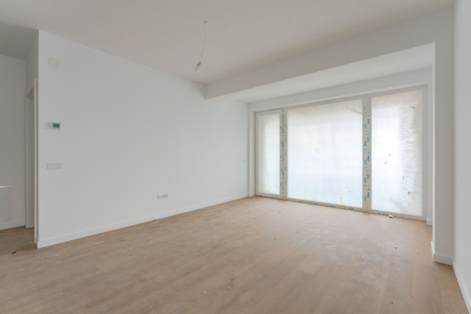 Apartament 2.5 Camere Sala Polivalentă | 59 mp Util + 18 mp Balcon - Poză 4