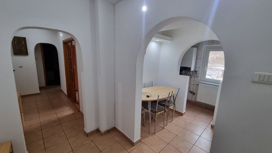 🏡 Apartament 2 camere decomandat de închiriat – Zonă Centrală 🔑 - Poză 7
