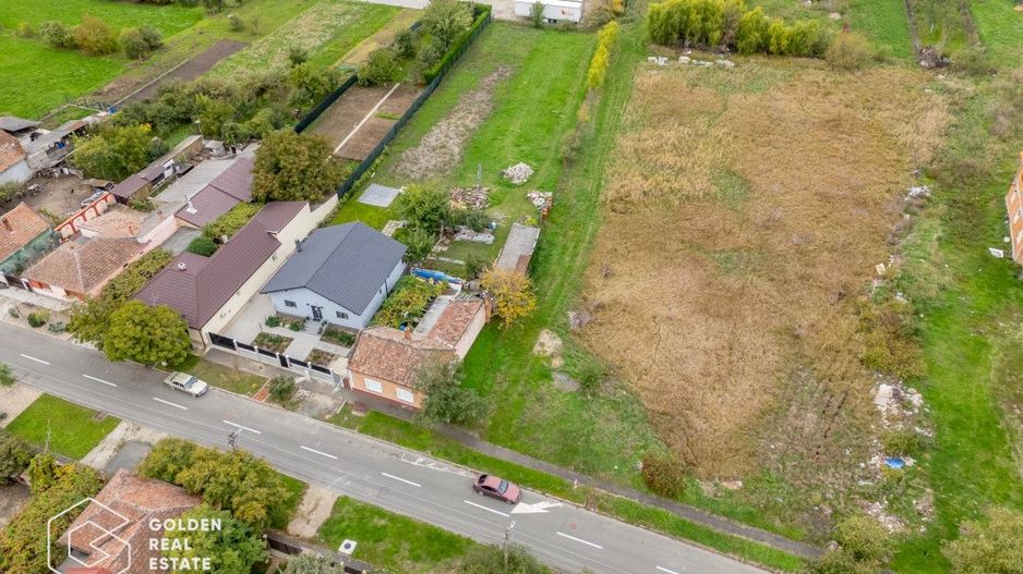 Casa si teren de 1233 mp, Gai, ideal pentru renovare sau constructie noua - Poză 2