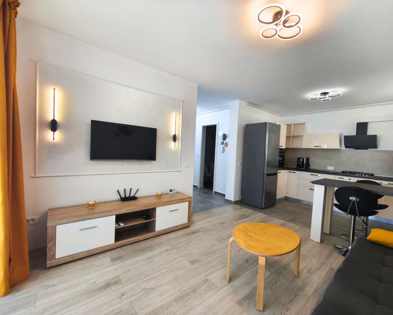 Studio Elegant în Kasper Coresi Balcon  Parcare  Boxă - Poză 17