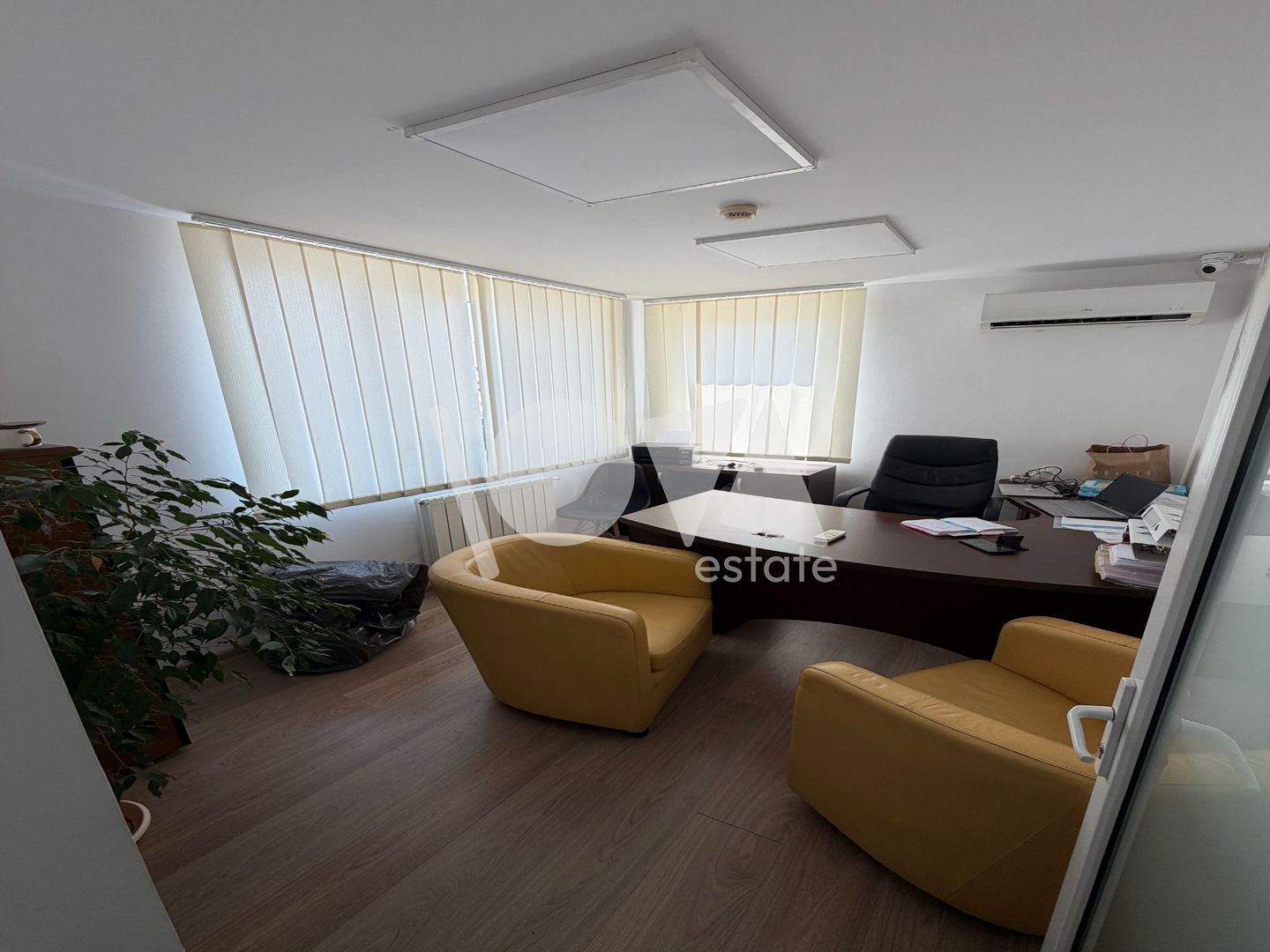 De închiriat: clădire birouri - clinică - 800 mp - renovată - Poză 23