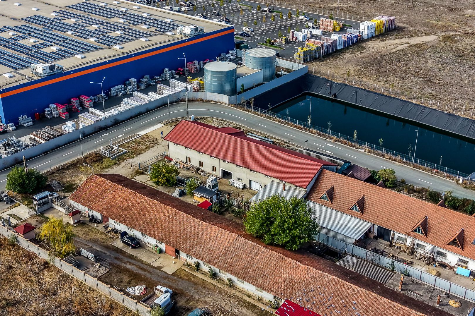 Hală industrială lângă DEDEMAN, teren 1337 mp si construcție de 814 mp - Poză 4