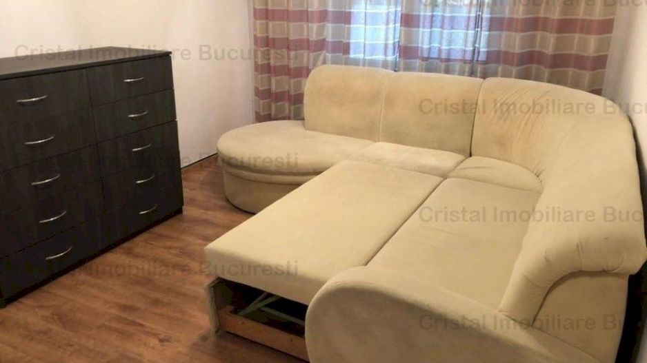 Vanzare Apartament 4 camere. Aparatorii Patriei. - Poză 2
