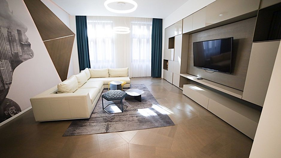 Apartament 3 camere de lux  Centru Istoric, 130mp, 2000Euro - Poză 12