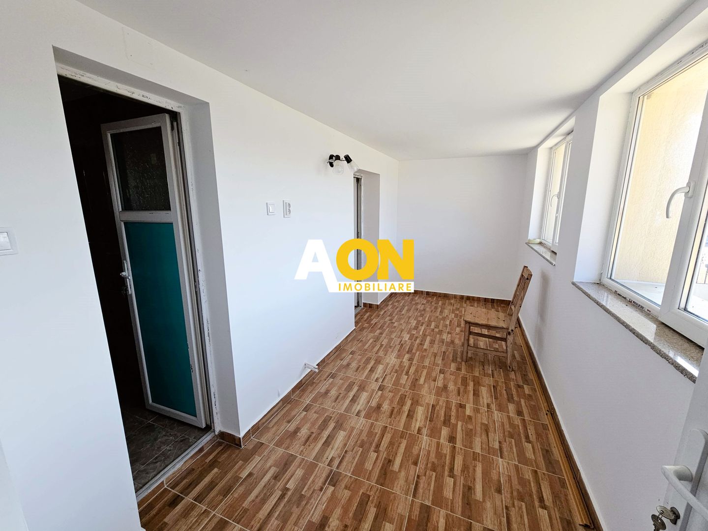 Casa cu 4 dormitoare, 821 mp teren - Poză 11