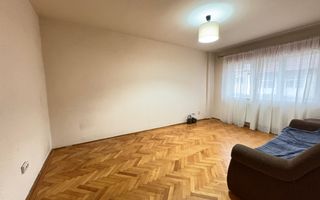 Apartament spațios cu 3 camere, 2 băi și multe avantaje - Poză 15