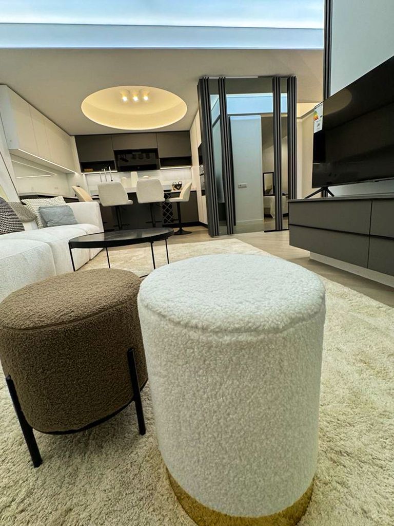 Închiriere apartament 3 camere | Parcare + Debara privată incluse - Poză 9