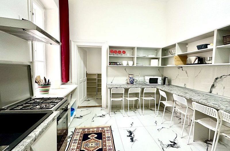 Apartament central, 4 camere - renovat - Poză 24