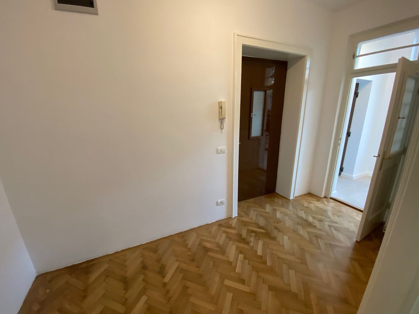 Apartament spatios zona Unirii - Poză 22
