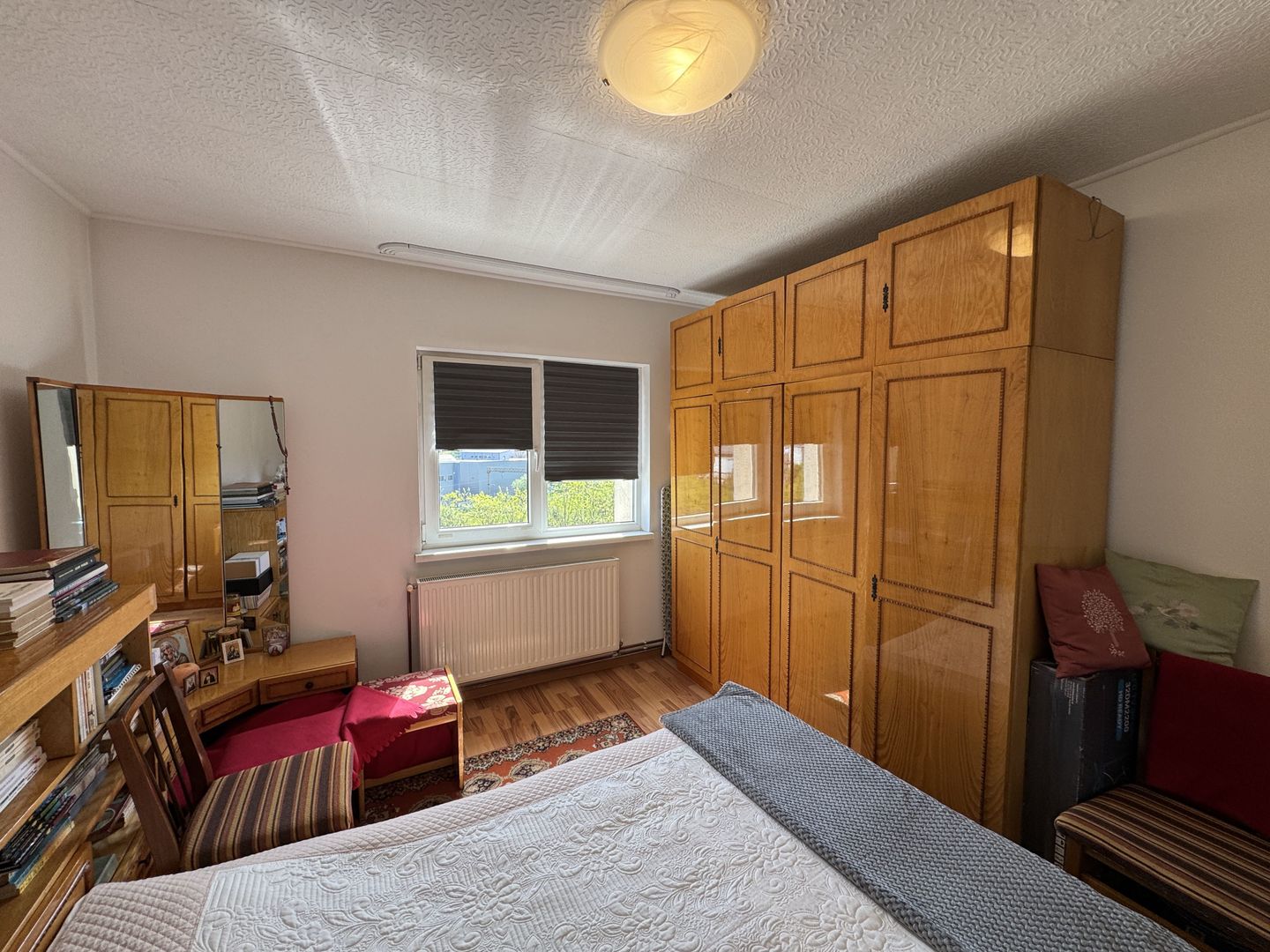 Apartament decomandat cu 3 camere in Florilor, strada Crinului - Poză 19