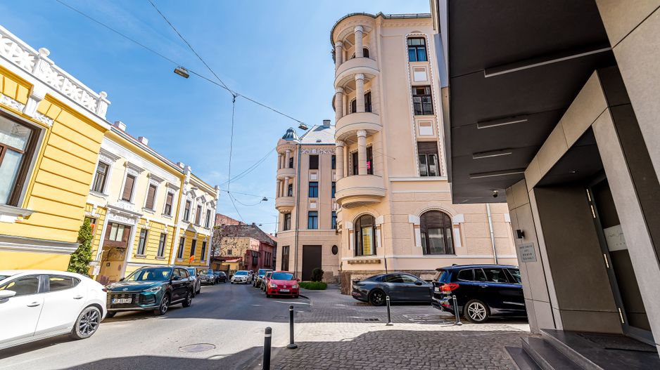 Apartament cu 2 camere în Palatul Bohuș - 0% COMISION - Poză 12