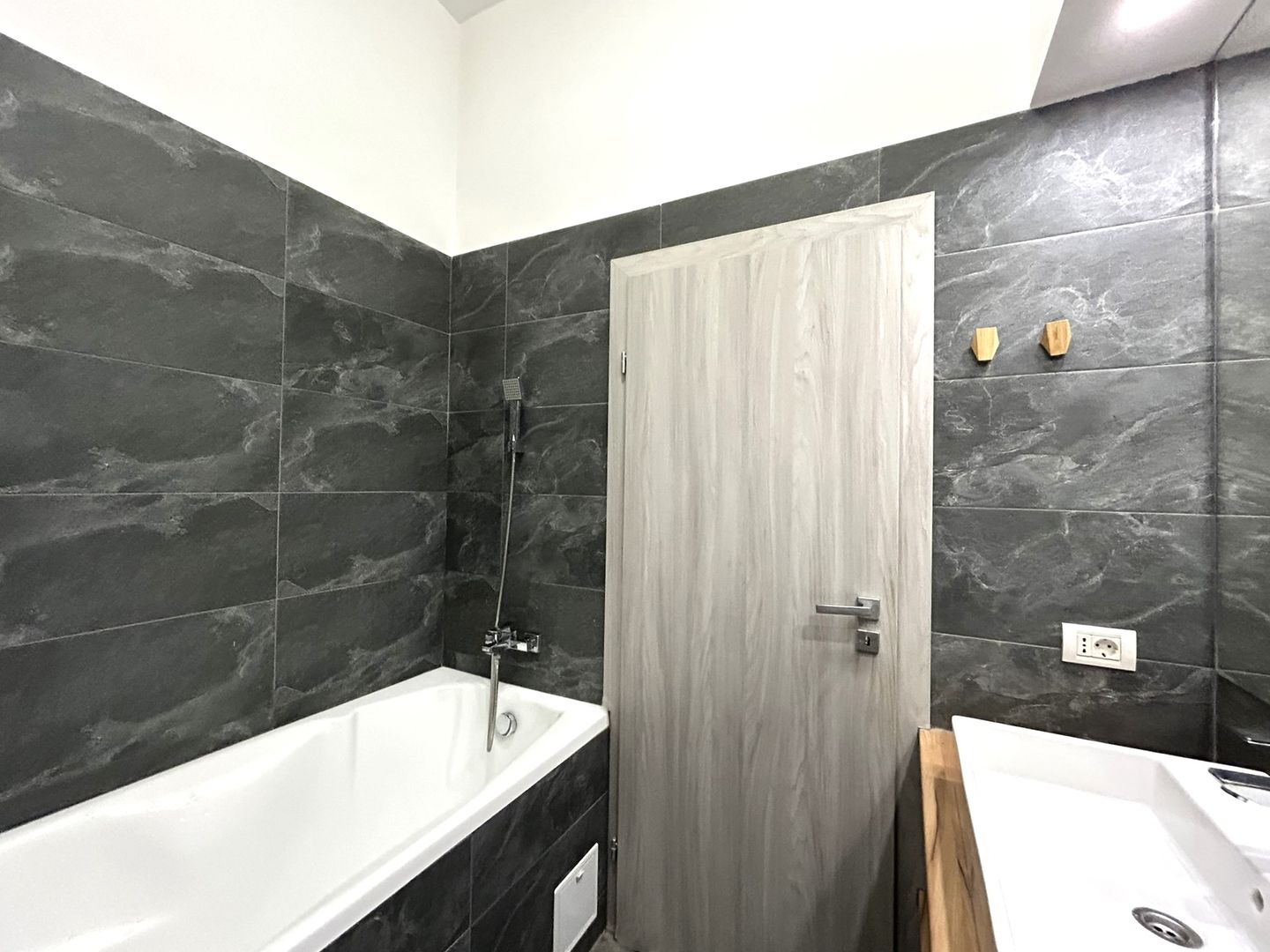 Apartament 3 camere tip Duplex - zona Calea Calarasilor/Popa Nan - Poză 24