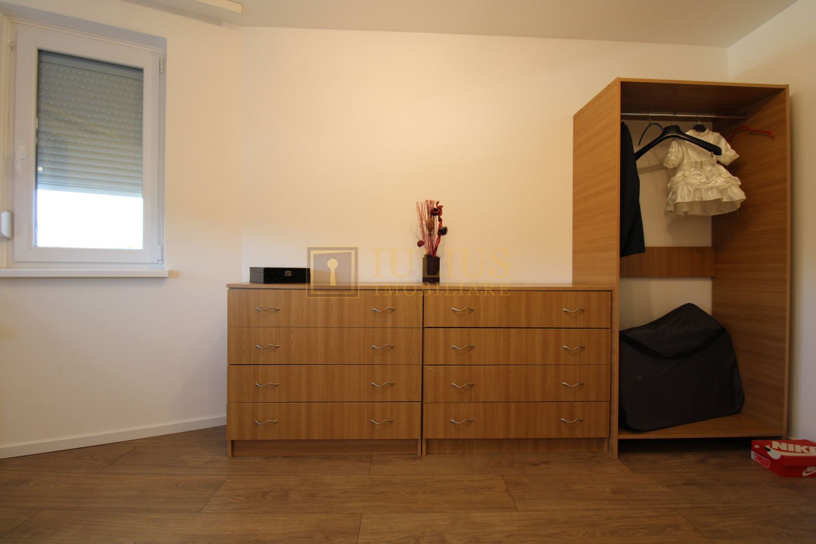 Casa in Blascovici, 5 camere + 3 bai, centrala proprie - Poză 21