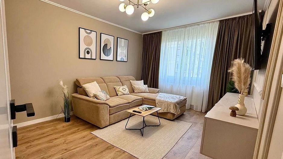 AP. 2 CAMERE CRANGASI, RENOVAT, CENTRALA, REABILITAT, METROU 7 MINUTE - Poză 1