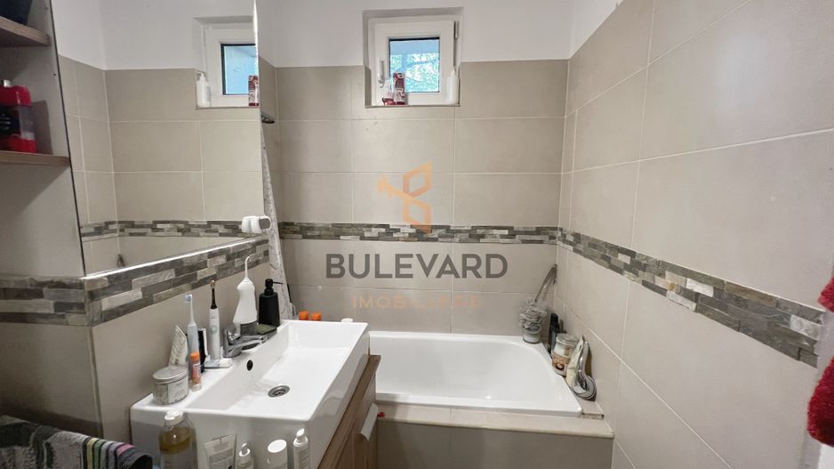 Apartament cu 4 camere, zona Plopilor! - Poză 3