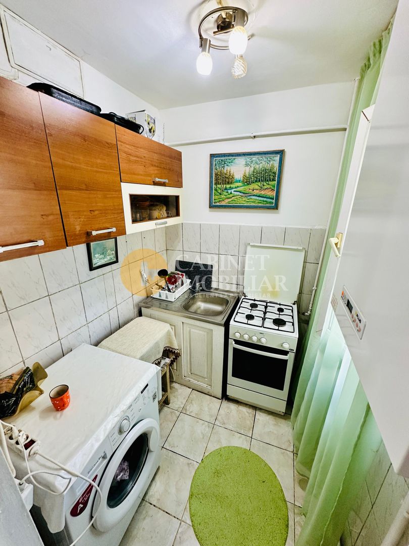 Apartament cu 2 Camere -  Etaj 1 - Zona Alexandru cel Bun - Poză 7