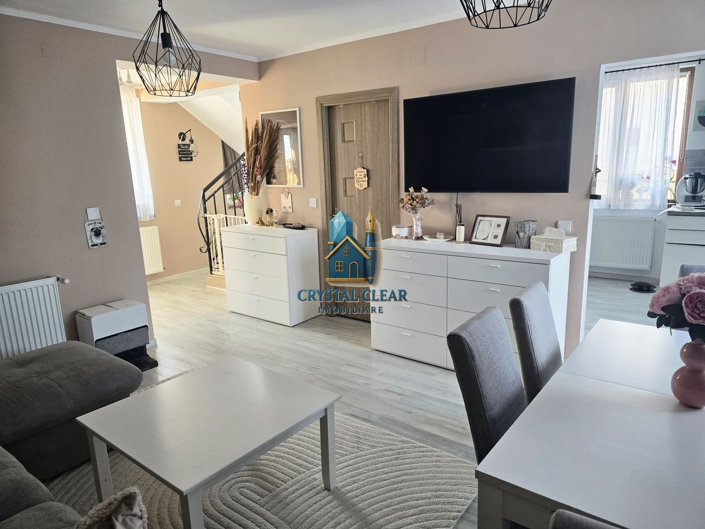 Casă 4 camere + teren de 308 mp - zona Sângeorgiu de Mureș - Poză 2