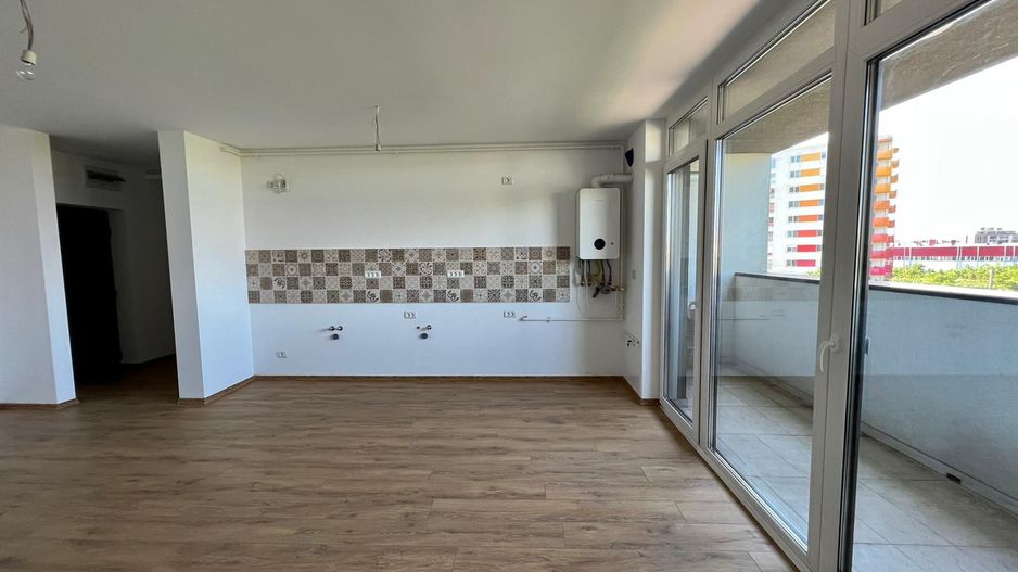 Apartament 2 camere, zona Soarelui-Stadion. - Poză 2