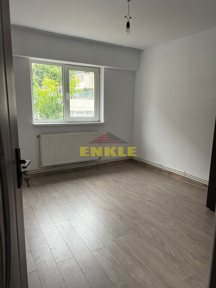 Garsonieră de vânare, zona Grivița, etaj1 - Poză 1
