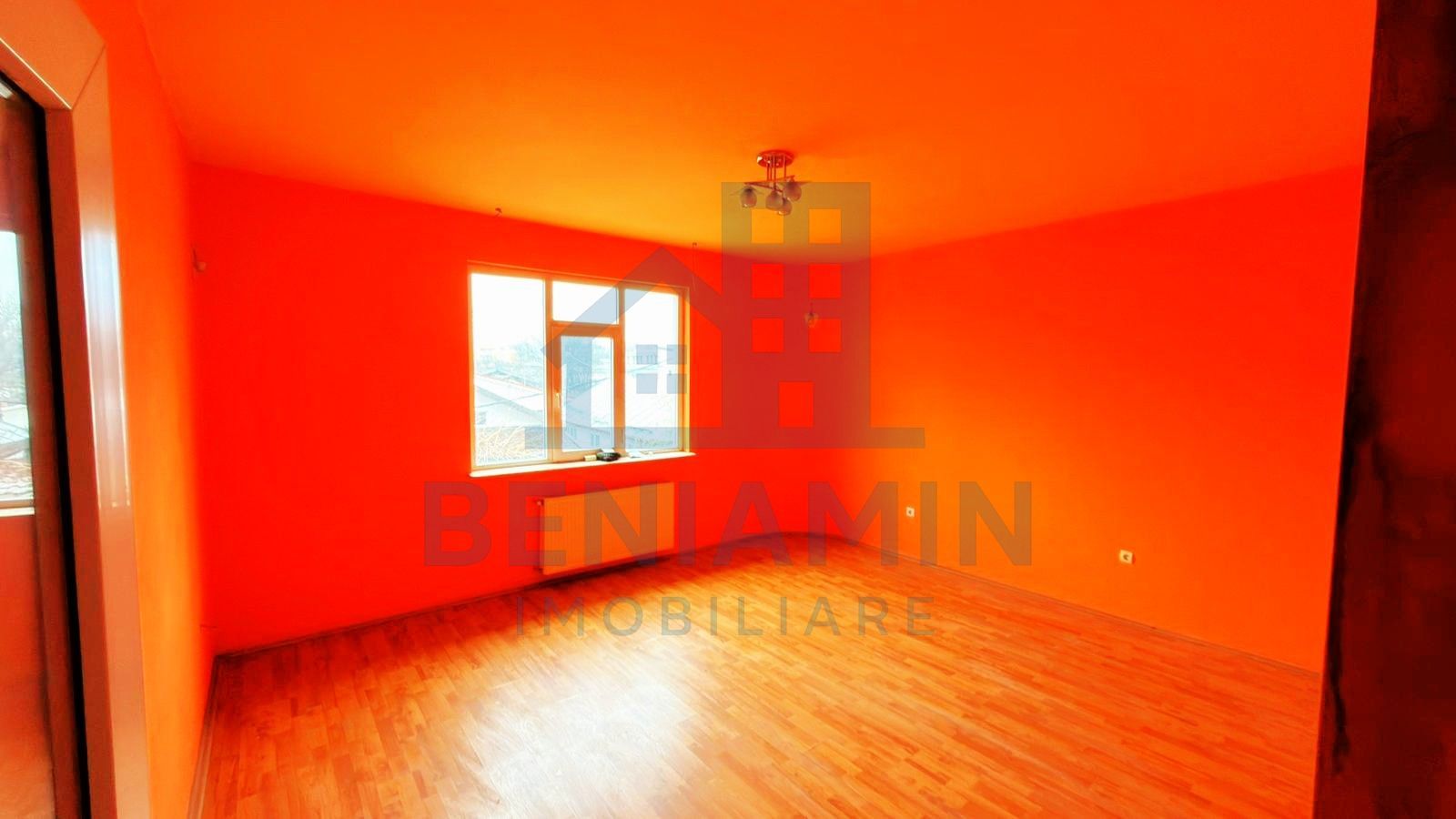 Vila P+2 Alexandru Cel Bun cu doua etaje si curte proprie - Poză 8