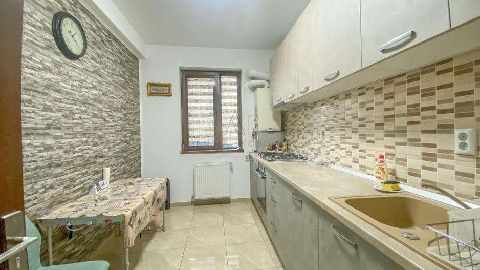 3 camere I Loc Parcare I 2 bai - Poză 3