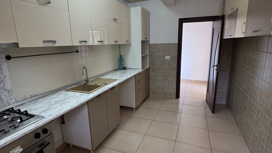 Terasă 22 mp // Vedere la Lac // Renovat - Poză 11