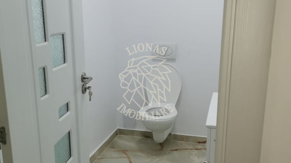 Casa de inchiriat 4 camere 180 mp-curte-Zona Hotel Diana - Poză 8