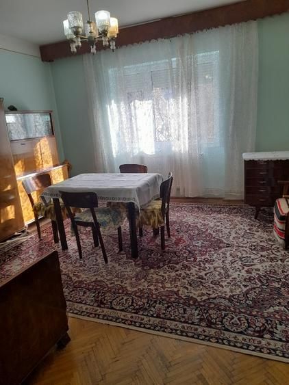 BRASADAS vinde casa cu etaj, 4 camere, central, acces cu masina. - Poză 15