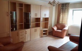 Apartament 3 camere de vânzare în Voineasa, județul Vâlcea - Poză 2