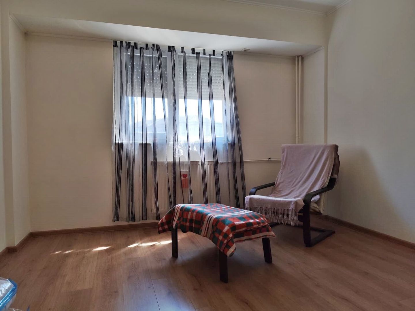 Apartament 4 camere, Calea Aradului - Oradea, tip D, renovat, vanzare - Poză 8