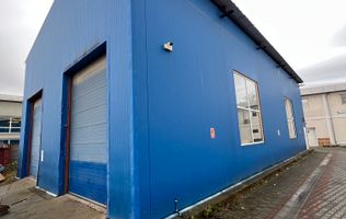 Hala de închiriat – str. Depozitelor | 200 mp hală + 2.200 mp teren