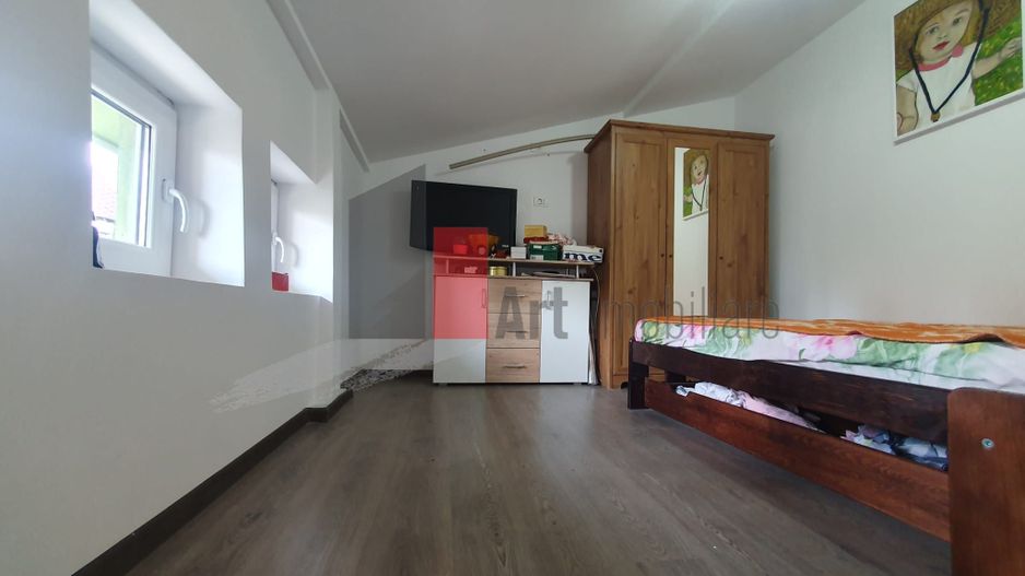 Mansarda 2 camere Foisorul de Foc - Poză 10