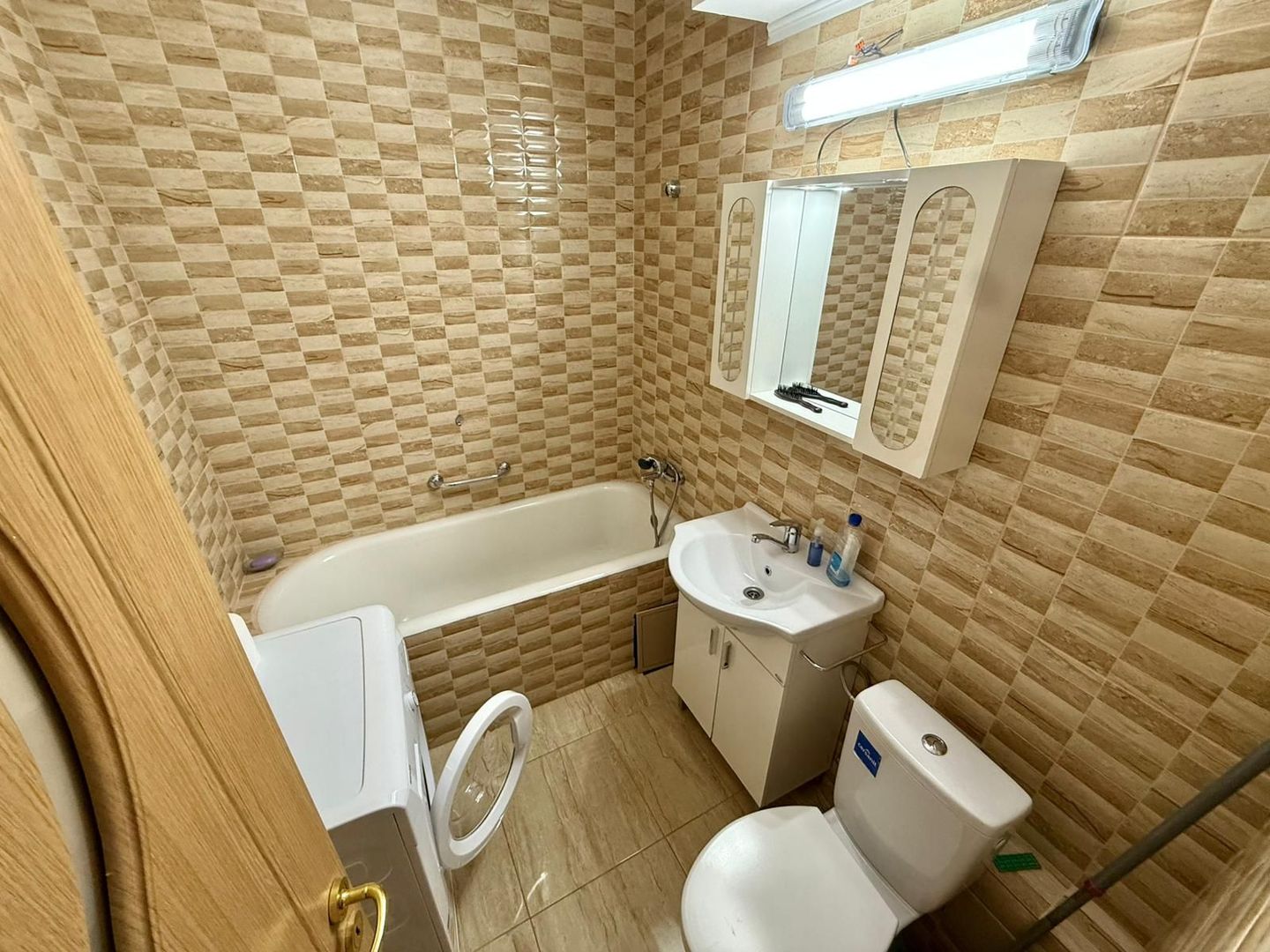 | Apartament cu 2 camere de vanzare | Cartierul Grigorescu | Etaj intermediar | - Poză 5